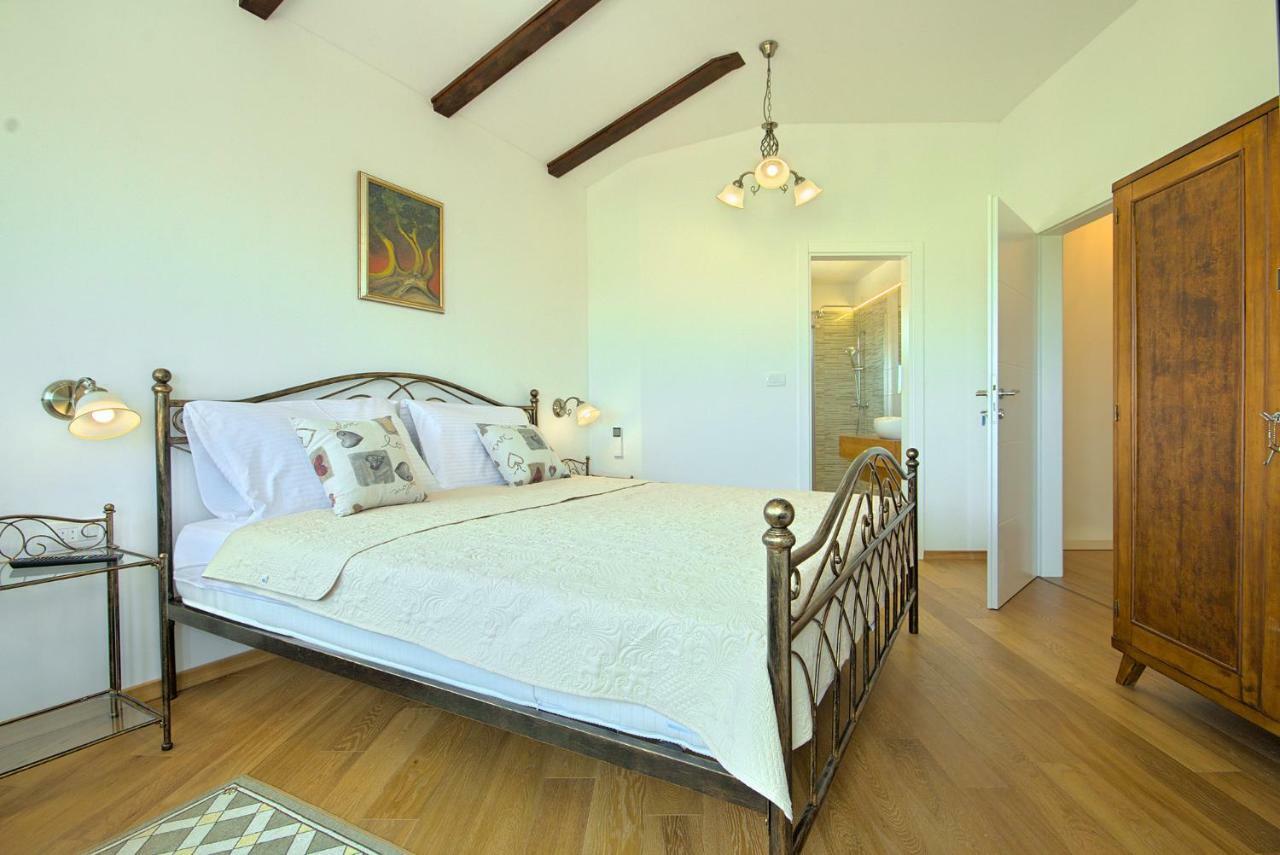 Villa Vespera Rosini Exteriör bild