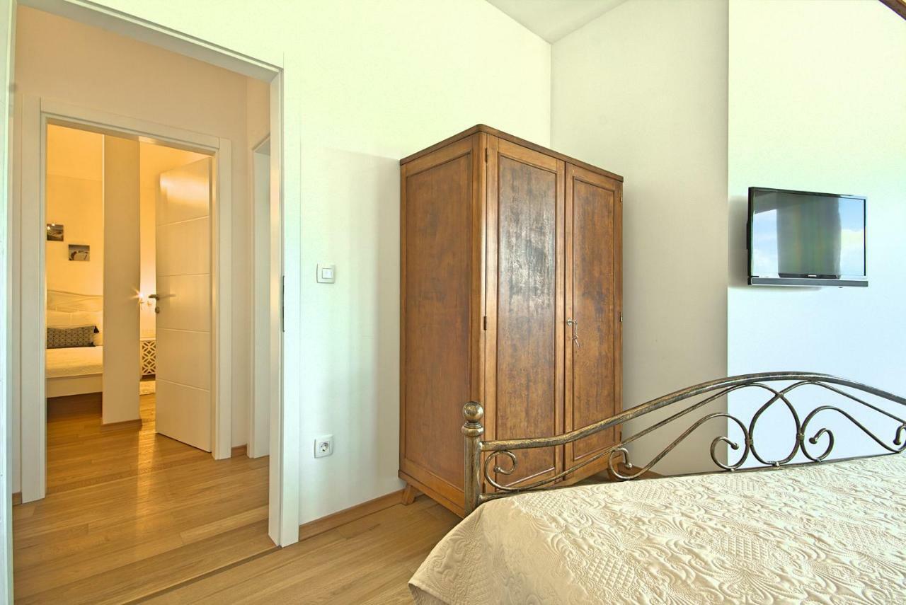 Villa Vespera Rosini Exteriör bild